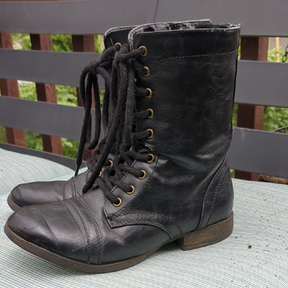 Madden Girl Black Combat Moto Boots with Lace-Up Design, 6M